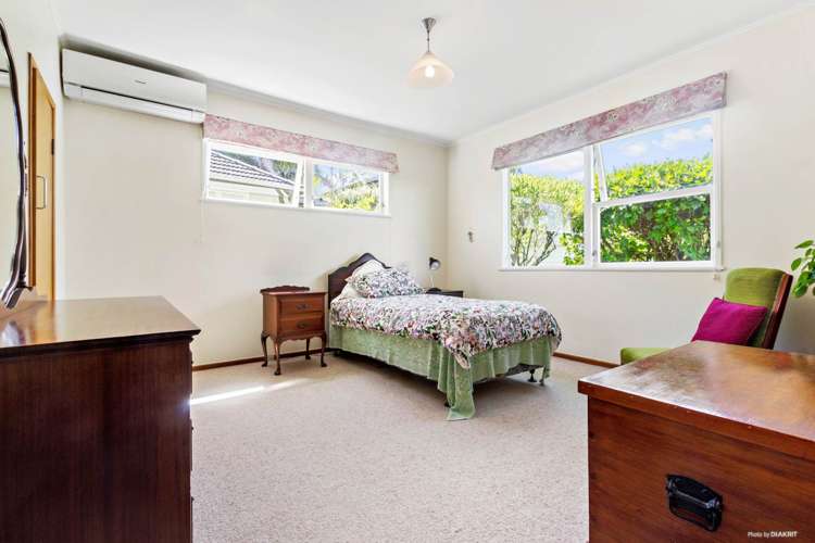 72 Divich Avenue Te Atatu South_12