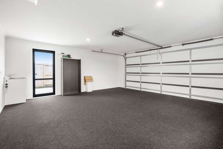 31 Saint Michael Crescent One Tree Point_20