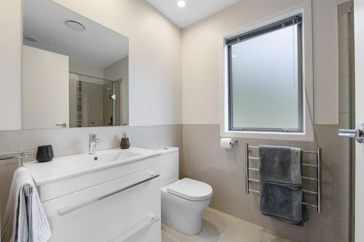 3 Fern Lane Whalers Gate_13