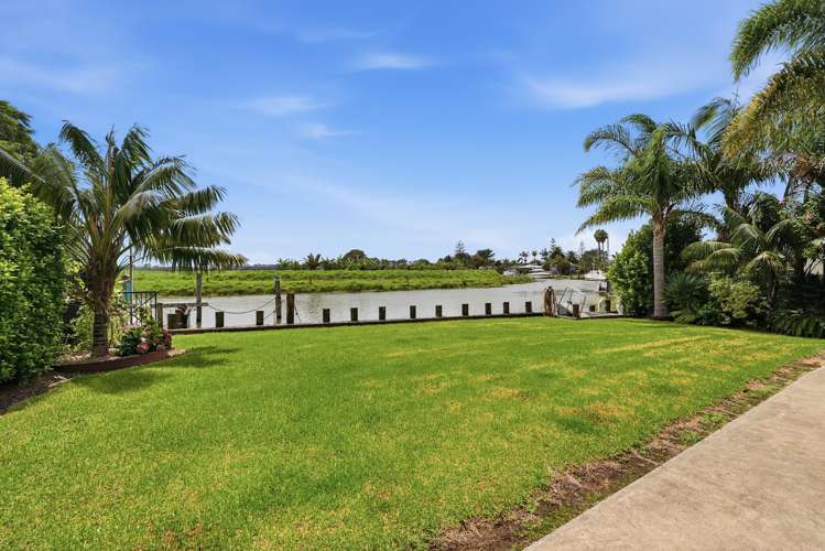 137 State Highway 1 Awanui_38