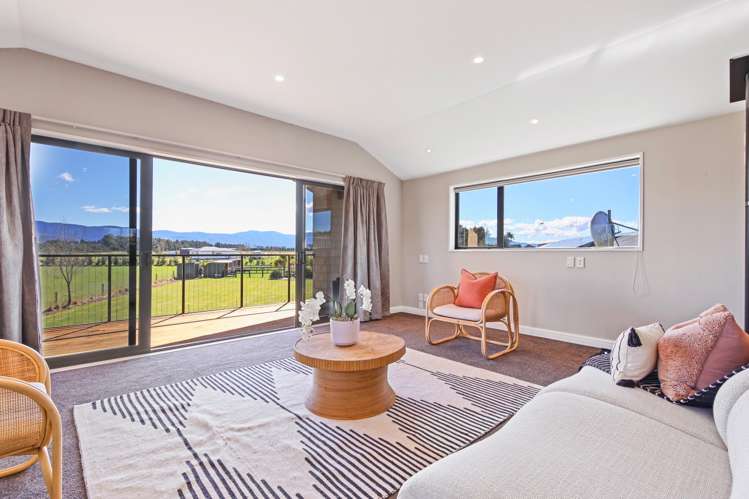 102 Glews Road Cust_25