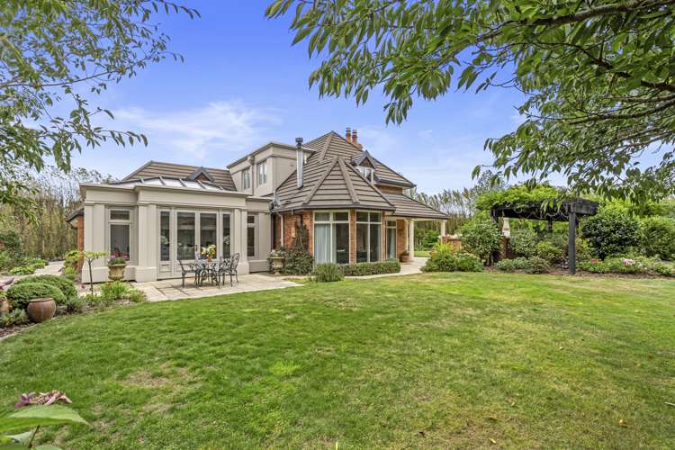 481 Halkett Road West Melton_37