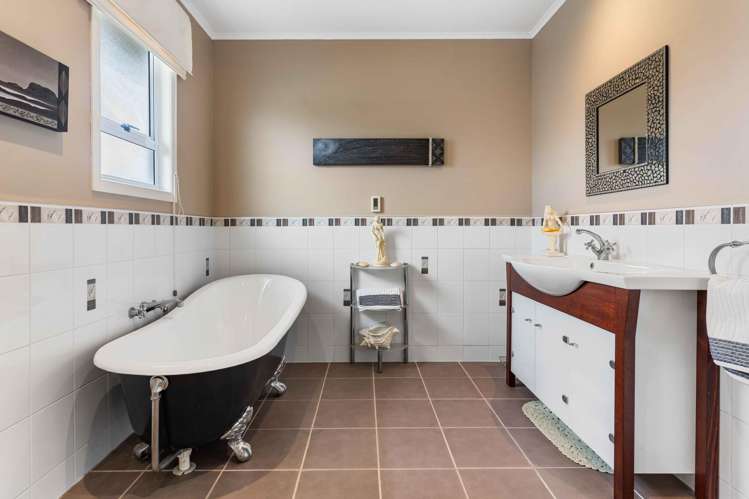 214 Rangi Avenue Whangamata_25