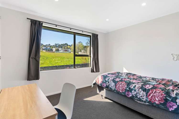 26 Maywood Crescent Glen Eden_14