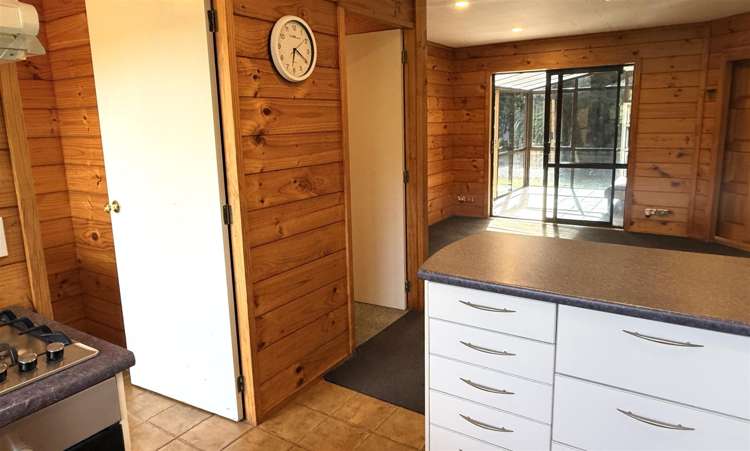 18 Maori Creek Road Marsden_6