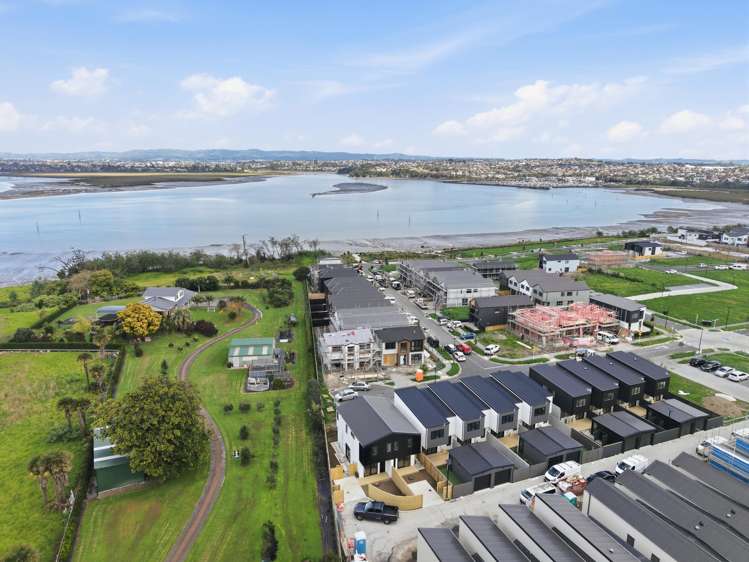 97 Wavecrest Lane Hobsonville_14