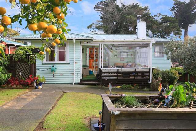 137 Flanshaw Road Te Atatu South_3