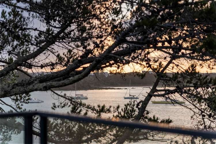 130 Aeroview Drive Beach Haven_2