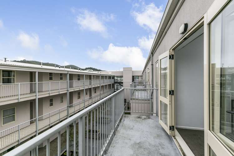 316/72 Herald Street Berhampore_9