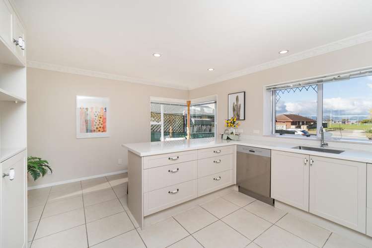 126 John F Kennedy Drive Milson_7