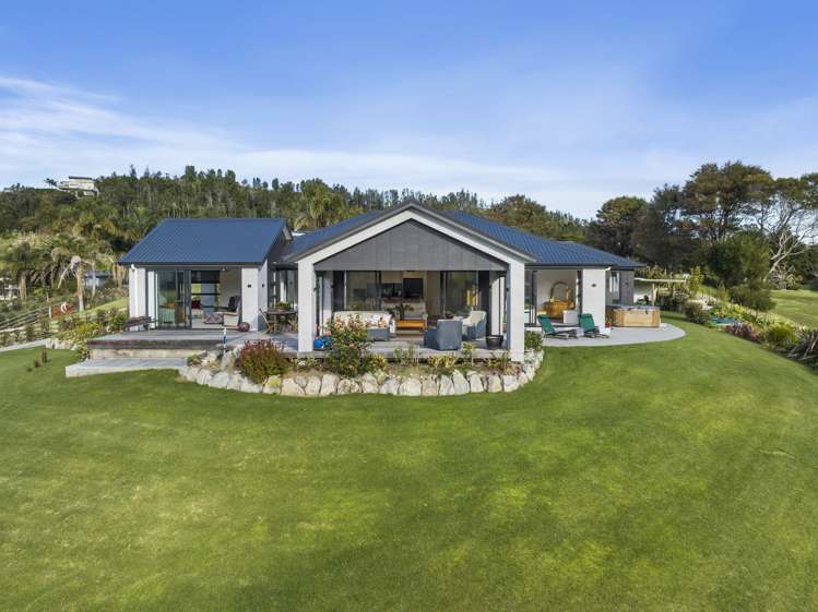 19 Titoki Lane Whangamata_32