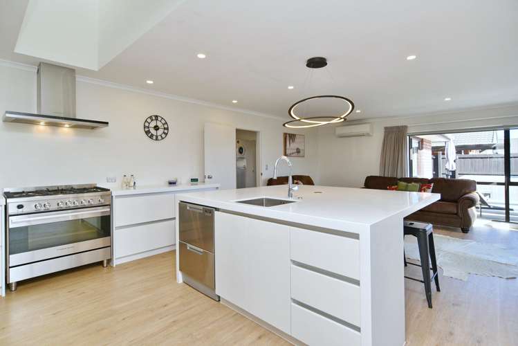 43 Anglesea Avenue Parklands_3