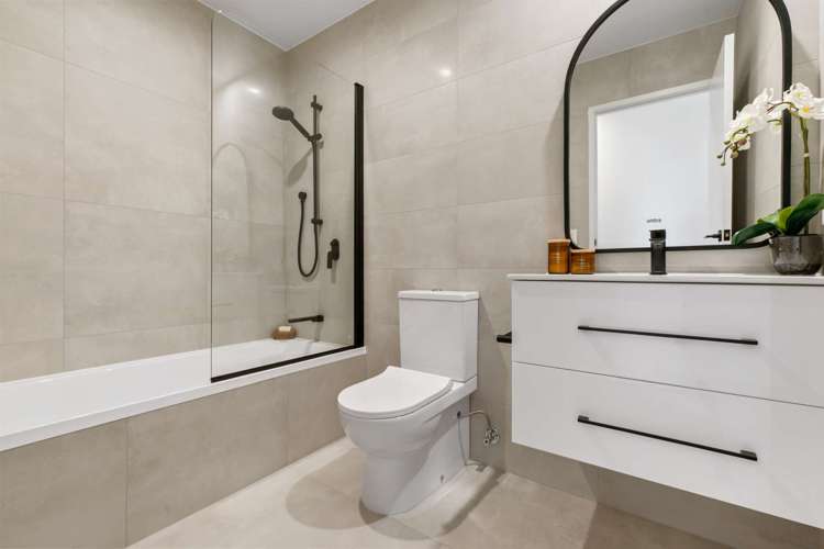 93a Kitchener Road Waiuku_12