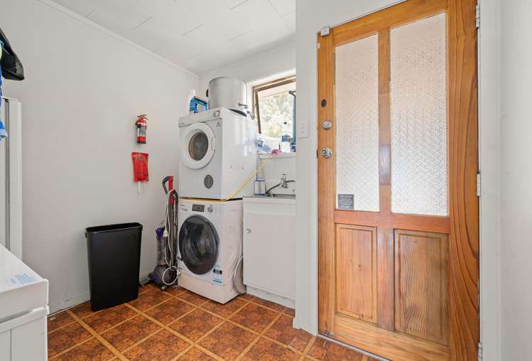 17 Rautawhiri Road Helensville_10