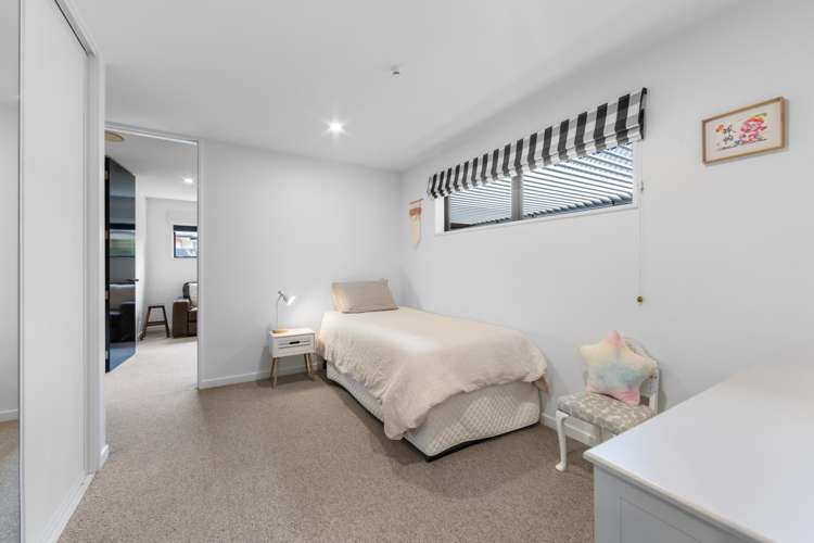 19 Kohunga Crescent Bottle Lake_19