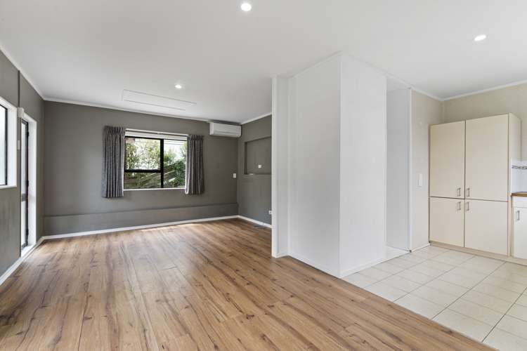 26 Parakai Street Paraparaumu_22