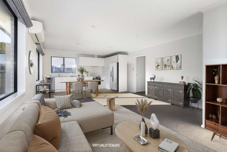 1B Meachen Crescent_0