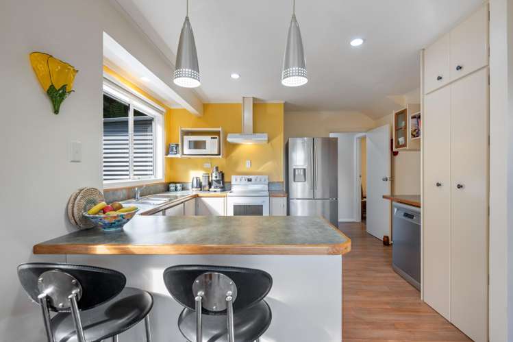 34 McCormicks Road Whatamango Bay_9