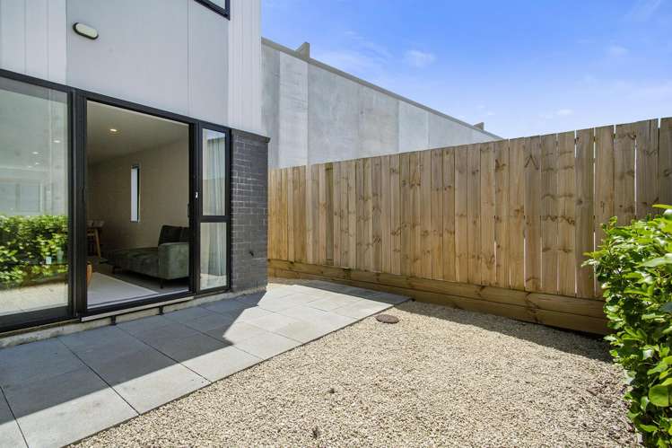 29 John Street Petone_17