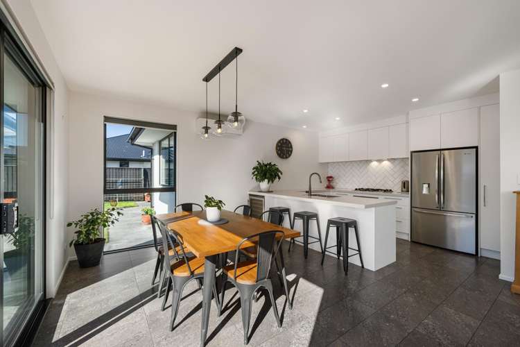 22 Durells Crescent_2