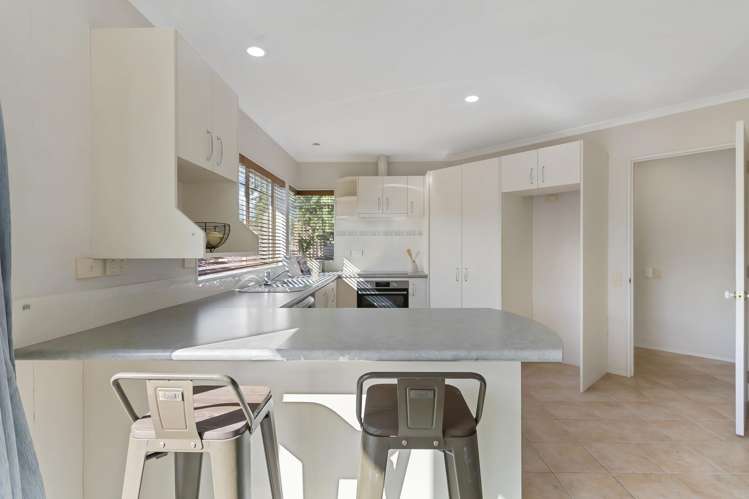 13 Montilla Place Manurewa_8