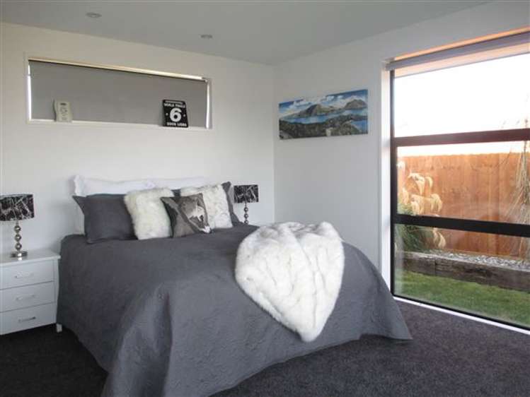 20 Russ Drive Lincoln_9