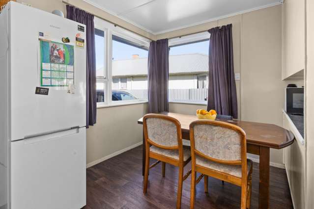 31 Cottrell Crescent Onekawa_3