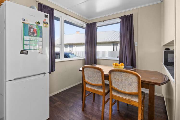 31 Cottrell Crescent Onekawa_4