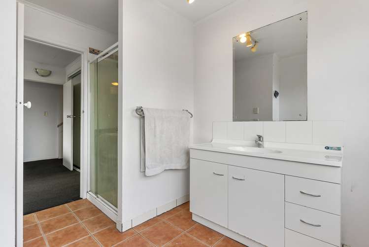 22 Alidade Place Massey_11