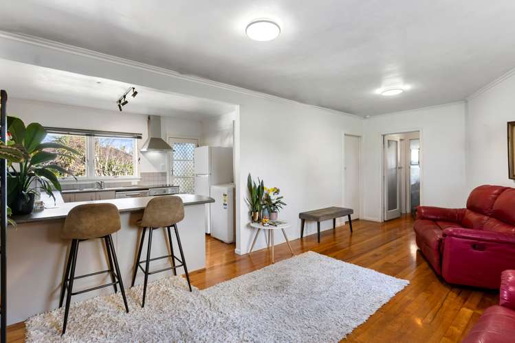 3/110 East Coast Road Forrest Hill_2