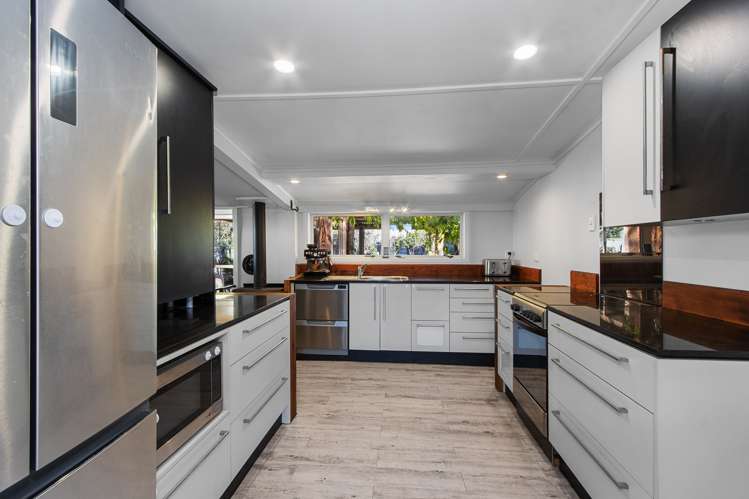 27 Pembertons Road Sefton_11