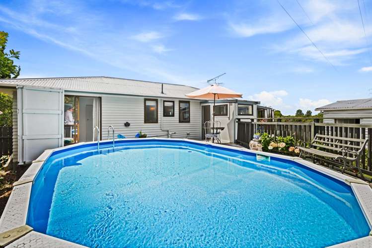 83 Glen Marine Parade Glendene_17