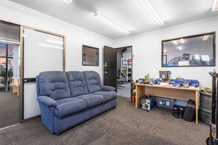 1/20 Parkhouse Road Wigram_13