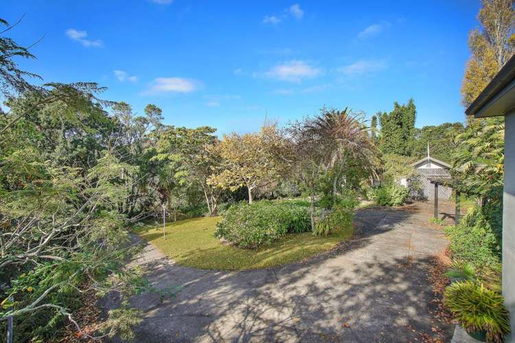 209 Lake Road Belmont_23