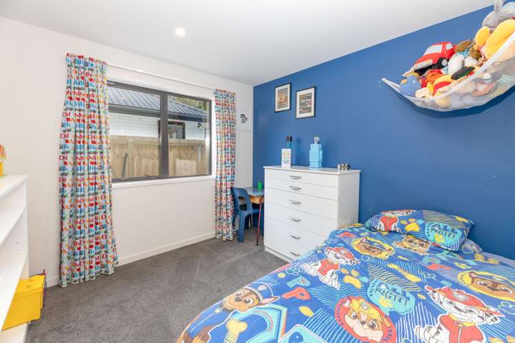 4 Robert Duncan Road Belfast_11