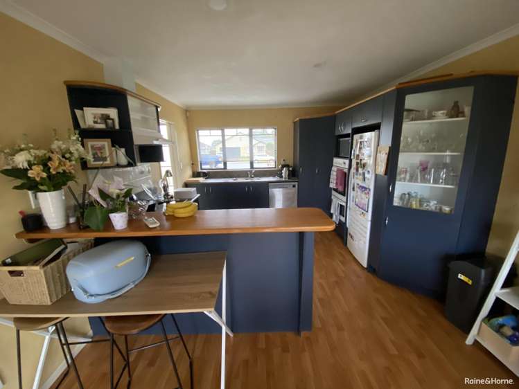 304 Gravatt Road Papamoa Beach_9