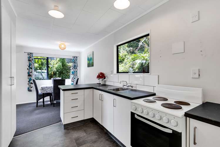 31 Beaumont Crescent Frankleigh Park_12