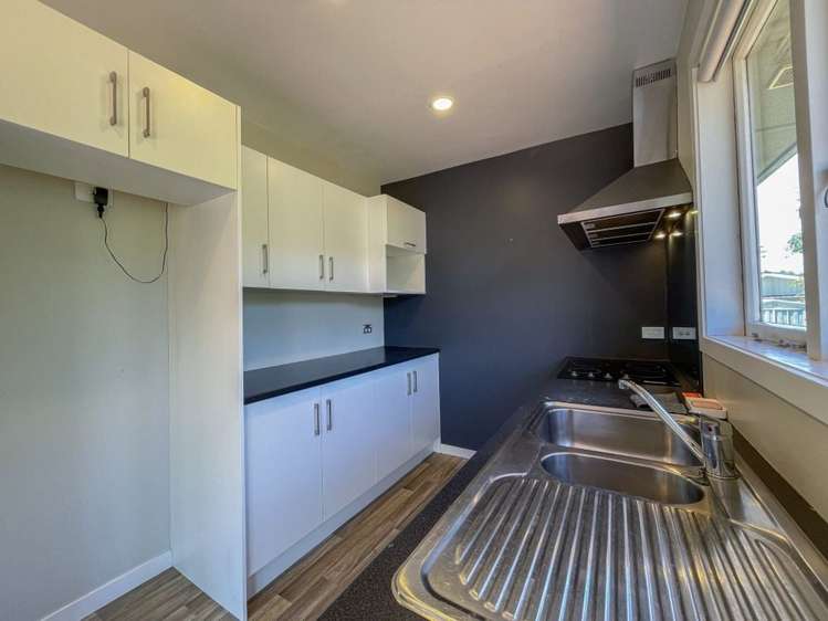 39 Fairclough Road Beach Haven_14