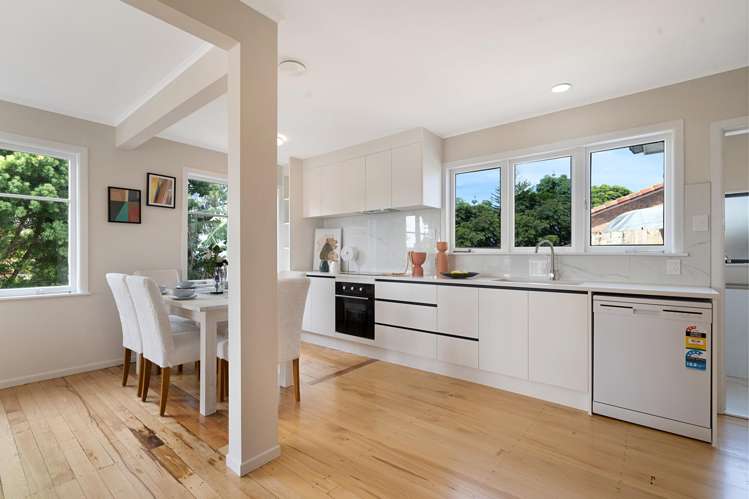 48a Beaubank Road Kelston_7