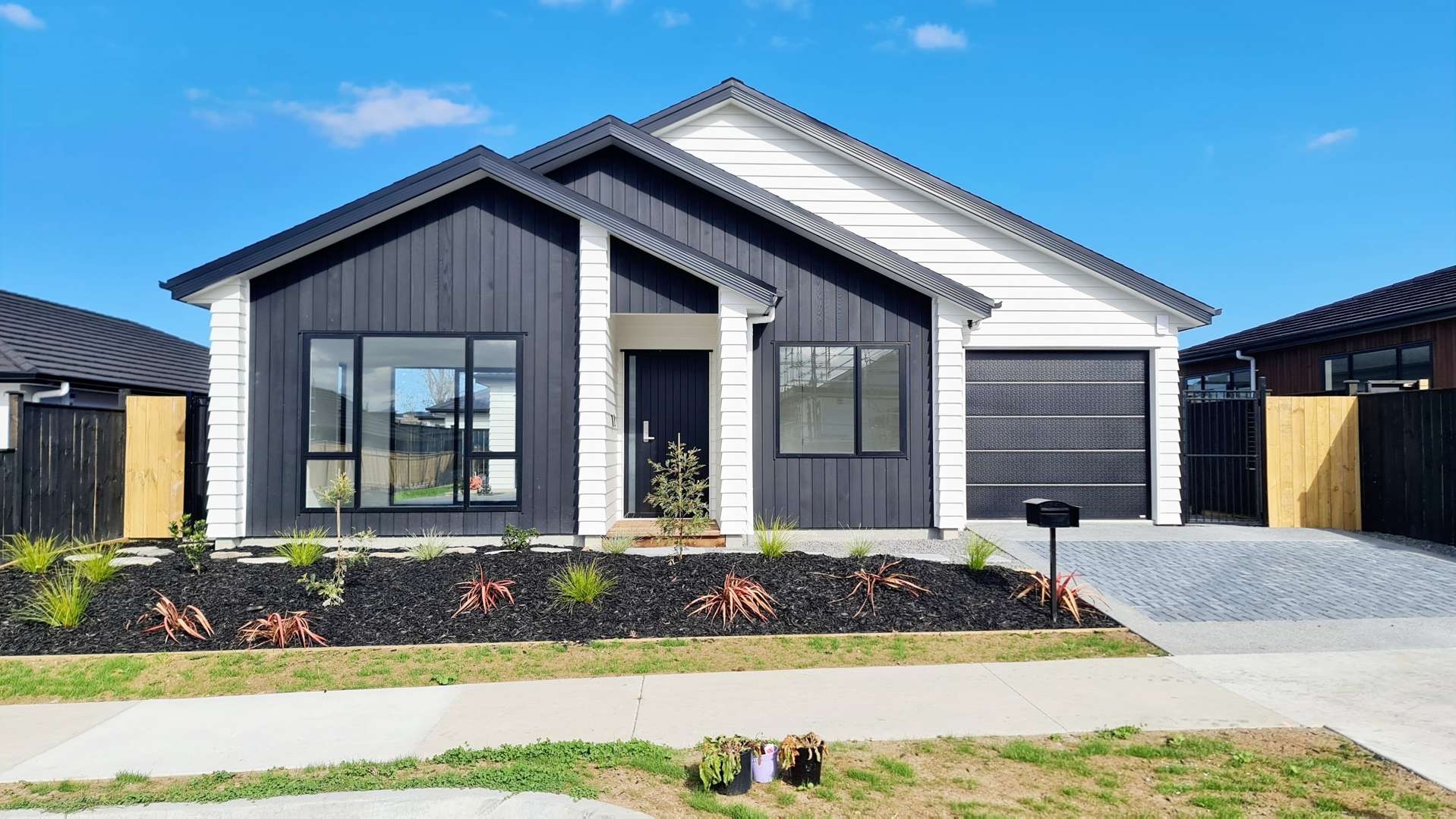 5 Frith Street Wainui_0