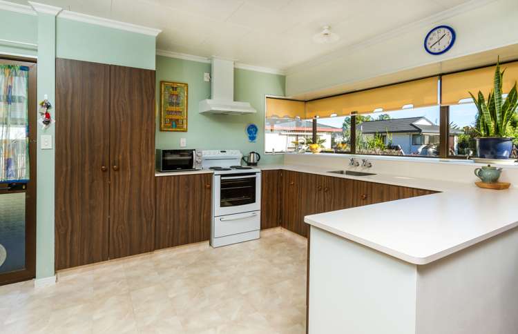 3 Brydon Way The Wood_9