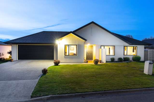 8 Farnham Drive Springlands_2