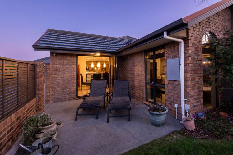 17 Evergreen Place Parklands_25