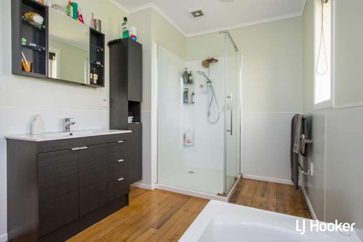 65 Kent Crescent Waihi_11