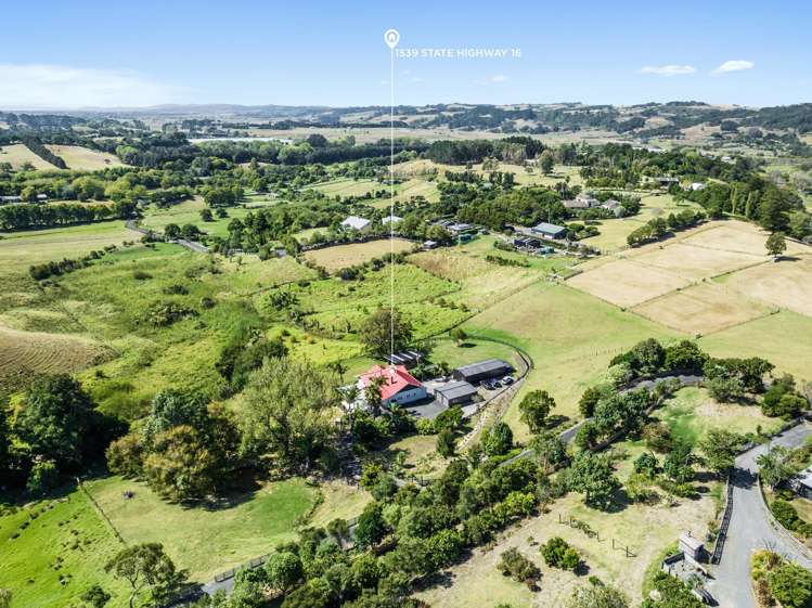 1539 State Highway 16 Helensville_42