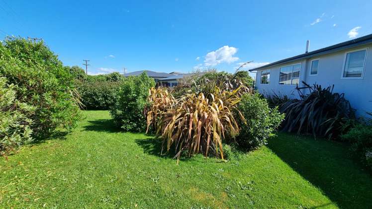 14 Alamein Street Riverton_14