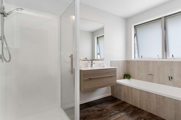 8 Applin Lane Pyes Pa_16