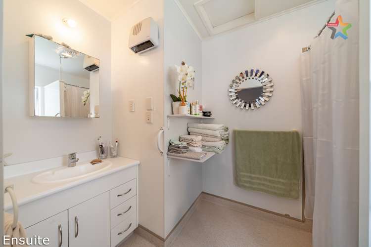 7 Hine Road Wainuiomata_16