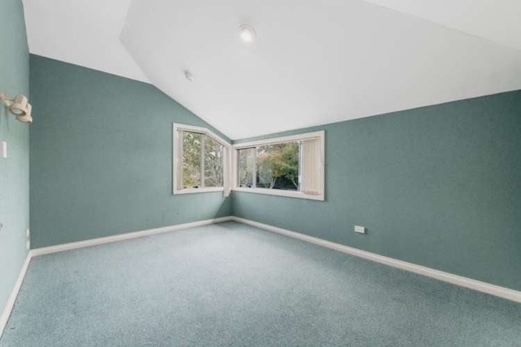 25 Dixon Road 2742_2
