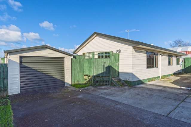 8b Domain Street Waiuku_1